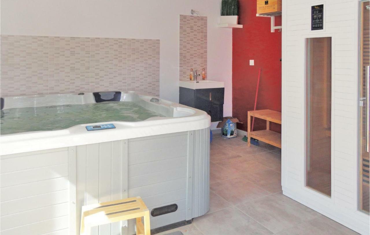 2 Bedroom Amazing Home In Narbonne Ngoại thất bức ảnh